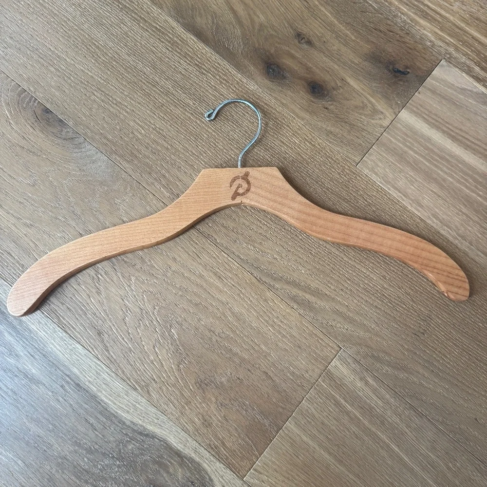 Peloton Set of 5 Wooden Hangers